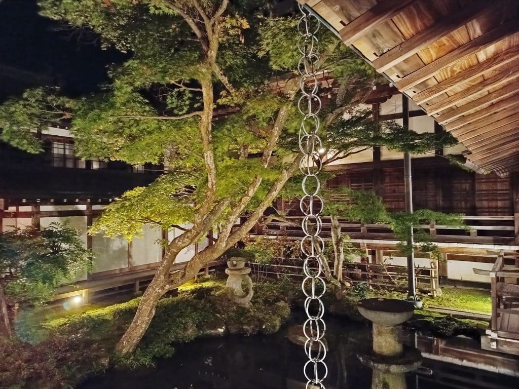 Light up at Erinji Temple