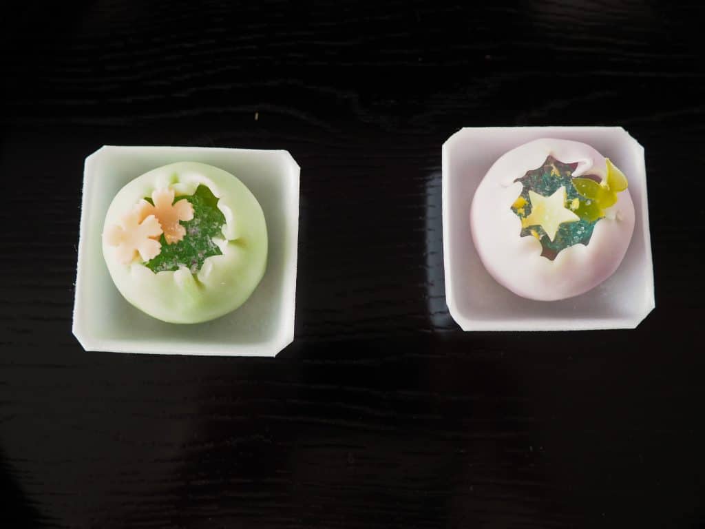 Students made wagashi in O-Chat Time