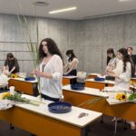 iCLA students join an ikebana workshop held on campus.